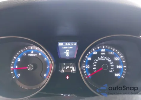 2013 Hyundai Elantra Gt z USA, uszkodzony, nr VIN KMHD35LE9DU124324